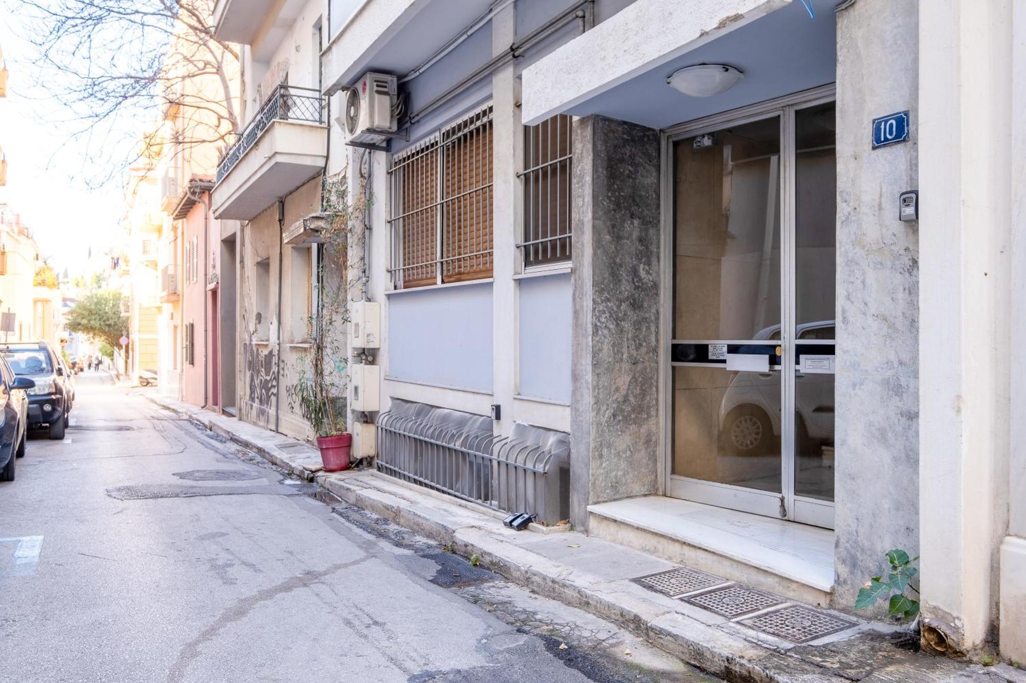 Sleek Plaka Retreat - Heart Of Athens Apartment Luaran gambar